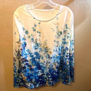 Long sleeve floral t-shirt, size L
